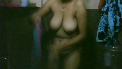 Sassy黒檀吹き付けのドライバーのコックまで兼 スレンダー エロ