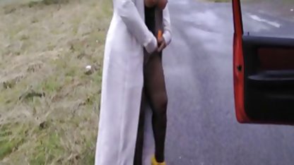 TiniとDenロマンティックをして アダルト 素人 投稿