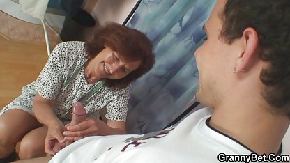 エロBlowjobから官能的なmilf 無料 アダルト 素人 動画